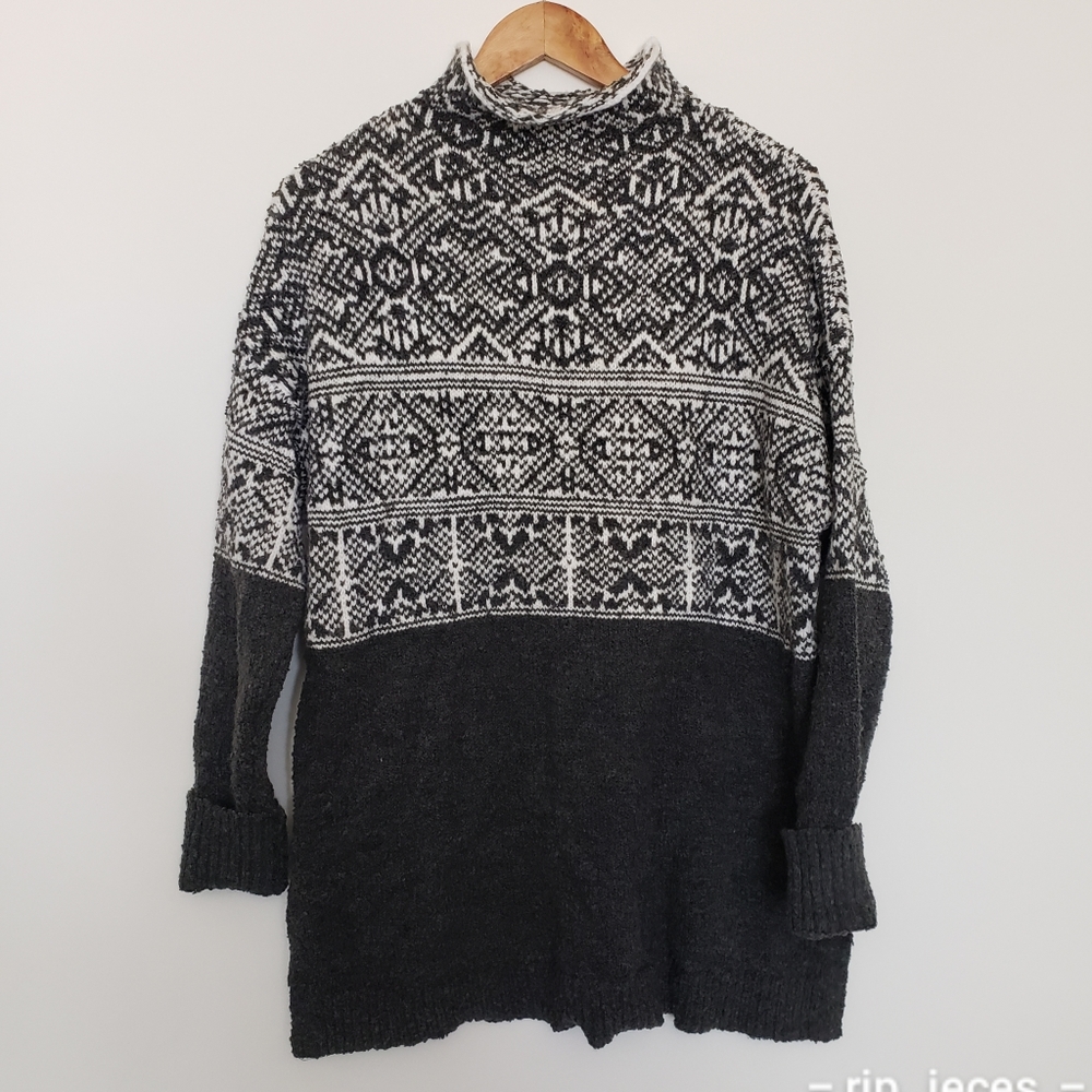 over sized grey print knit sweater